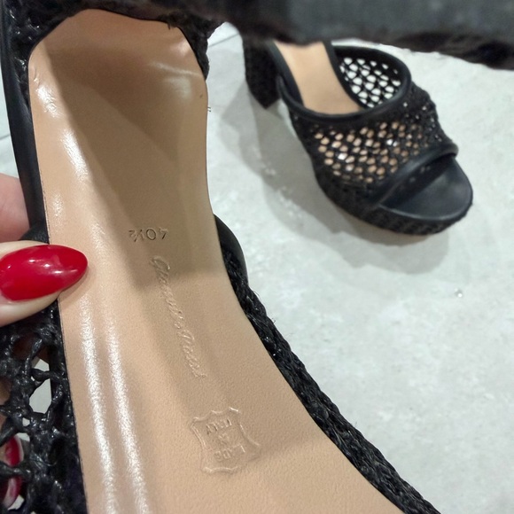 Gianvito Rossi Black Platform Mules - Picture 4 of 4